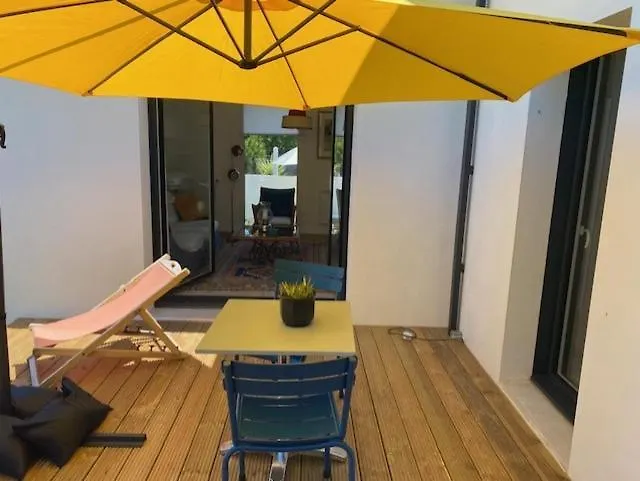 La Maisonnette بيت للعطل *